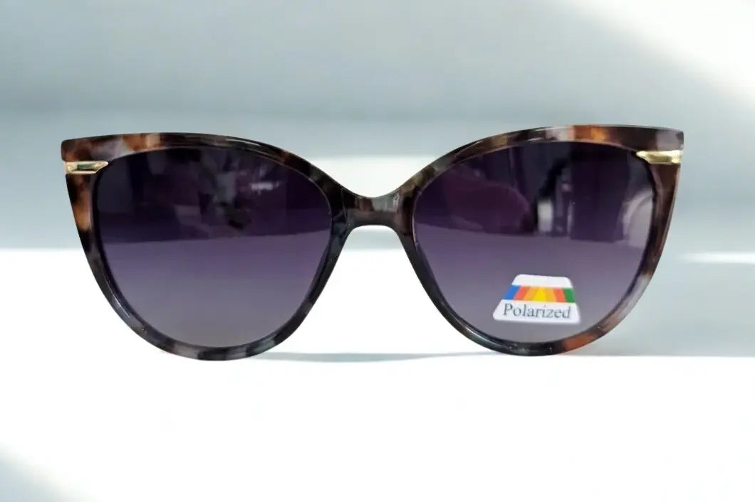 Giuliana Sunglasses - Aura Polar: Eleganza Glamour e Protezione Superiore, 100% Made in Italy