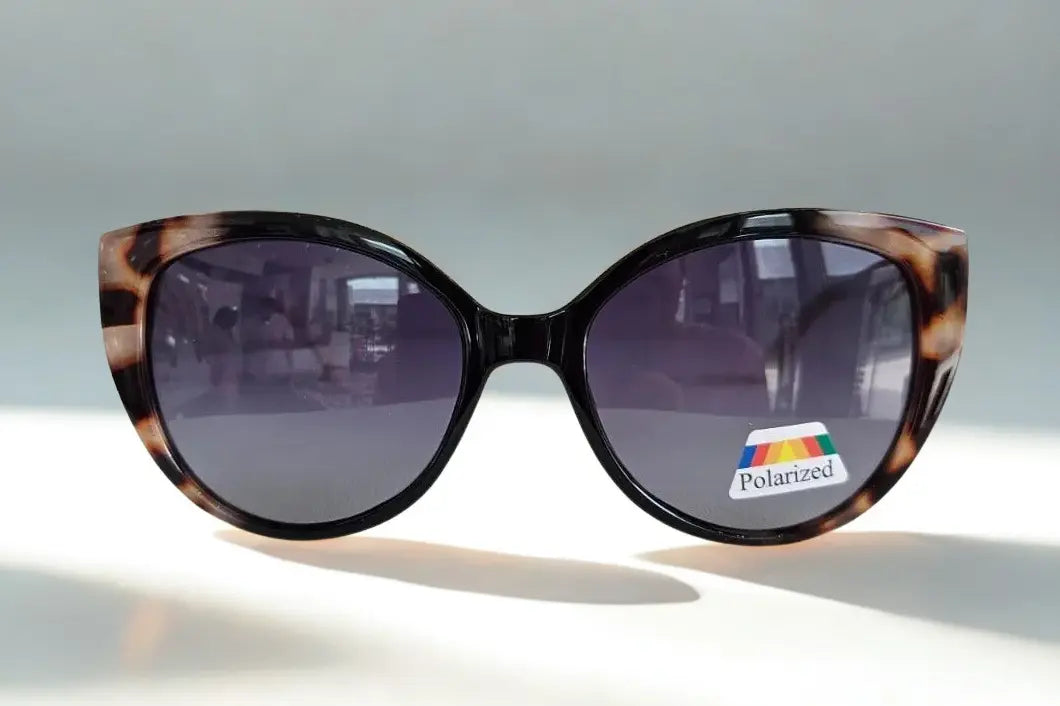 Giuliana Sunglasses - Aura Polar: Eleganza Glamour e Protezione Superiore, 100% Made in Italy