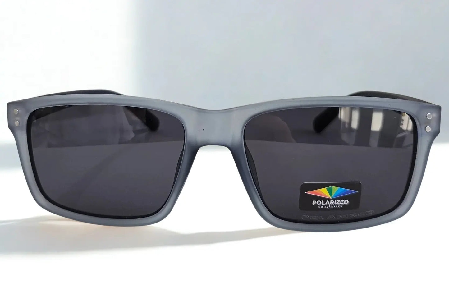 Giuliana Sunglasses - Heritage (Collezione Moderna): L'Eleganza che Trascende il Tempo