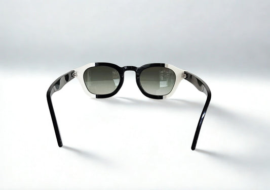 Giuliana Sunglasses Milano Noir: L'Audacia del Design Metropolitano Made in Italy