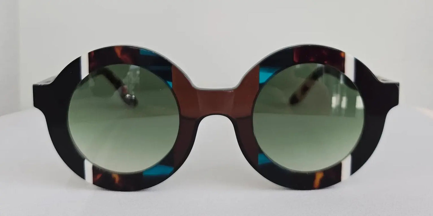Giuliana Sunglasses Perugia: Arte e Colore in Ogni Sguardo Made in Italy
