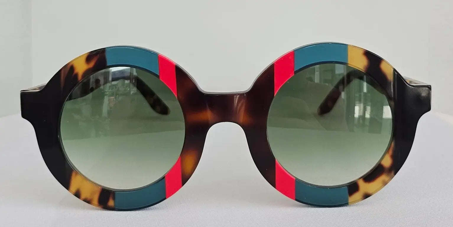 Giuliana Sunglasses Perugia: Arte e Colore in Ogni Sguardo Made in Italy