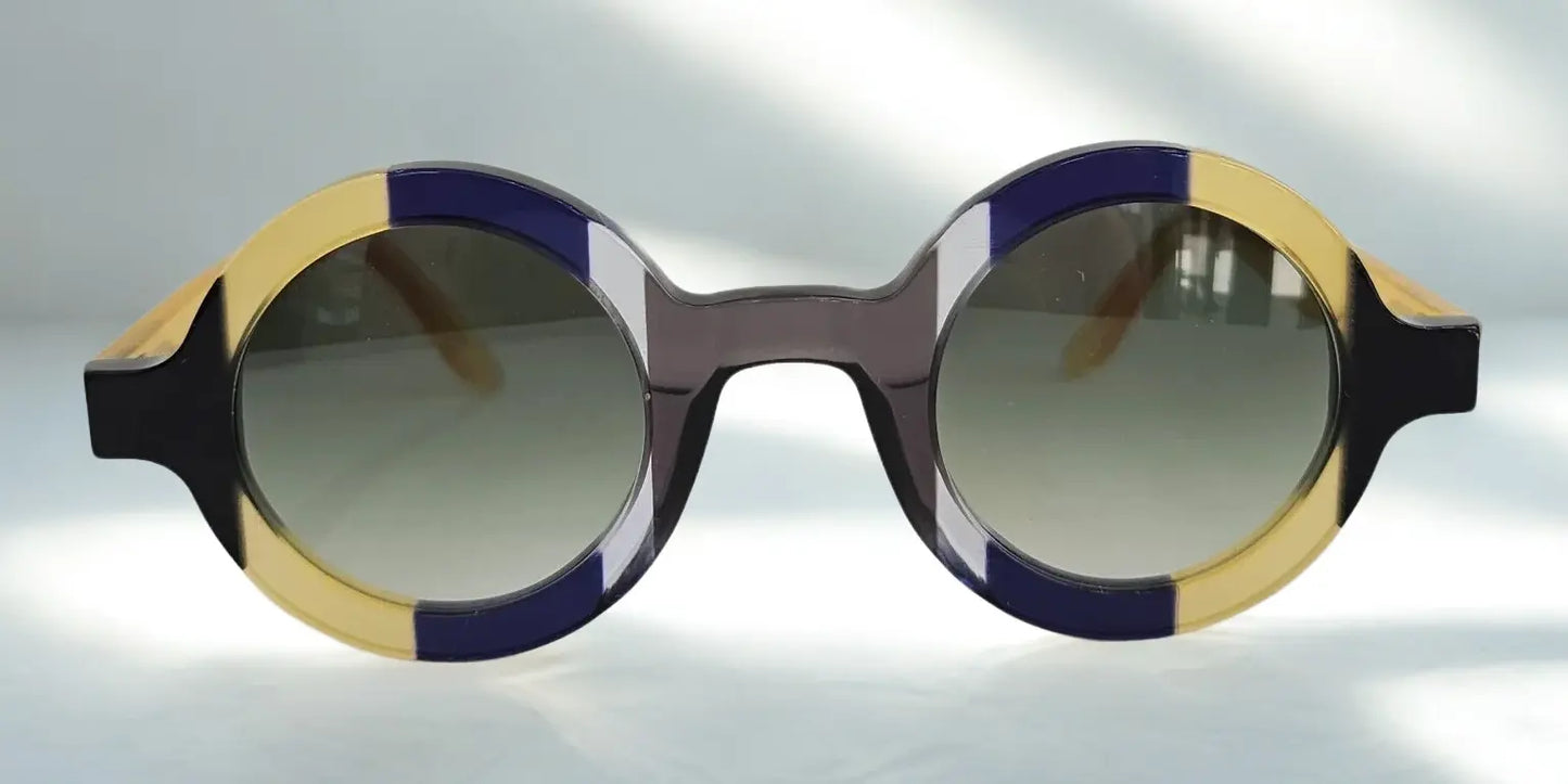 Giuliana Sunglasses Ischia: L'Eleganza Vulcanica dell'Artigianato Made in Italy