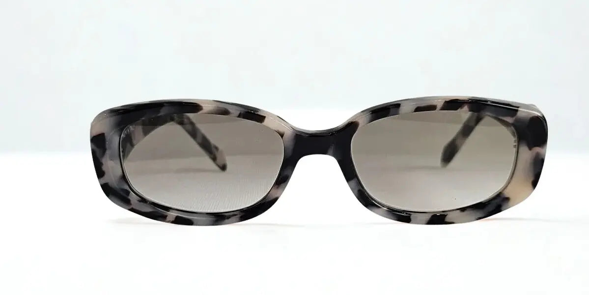 Giuliana Sunglasses Rimini: L'Incontro tra Vintage e Modernità Made in Italy