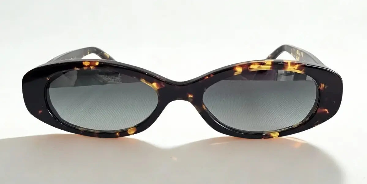 Giuliana Sunglasses Sicilia: Eleganza Retrò e Carattere Artigianale Made in Italy