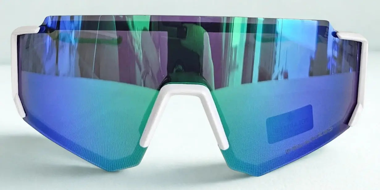 Giuliana Sunglasses Skyblast: La Maschera Sportiva Futuristica per Performance Estreme Made in Italy