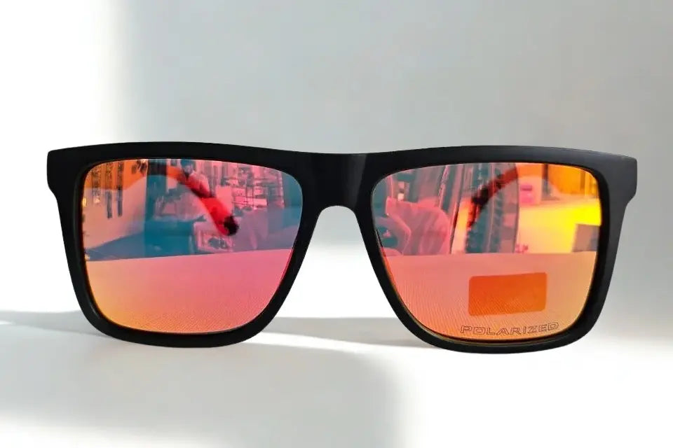 Giuliana Sunglasses - Solaris Rush: Performance e Stile Sportivo, Lenti Polarizzate