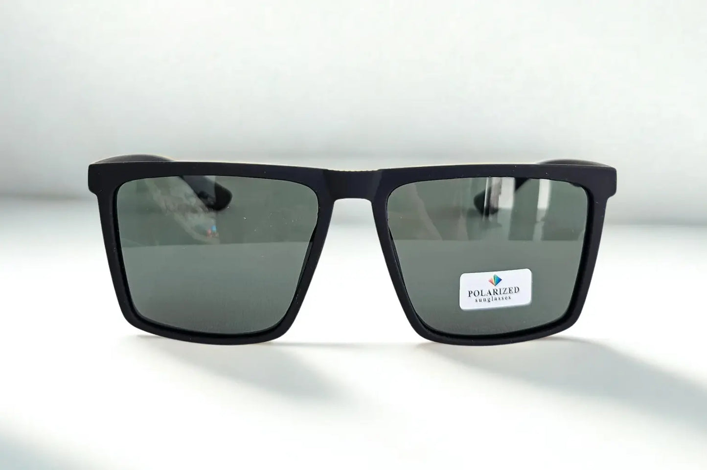 Giuliana Sunglasses - Sole Sport: Carattere Urbano e Protezione Totale