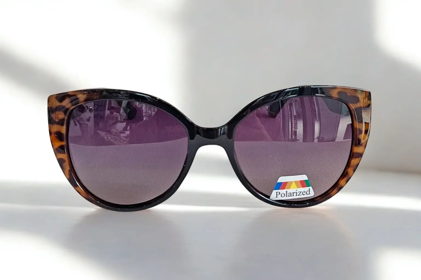 Giuliana Sunglasses - DolceVita: L'Incanto della Femminilità e l'Eleganza Senza Tempo