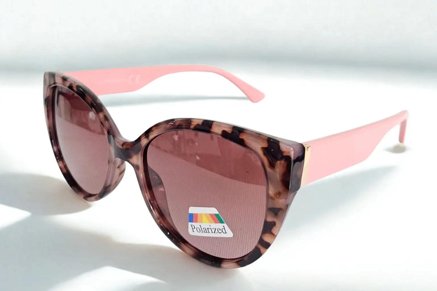 Giuliana Sunglasses - DolceVita: L'Incanto della Femminilità e l'Eleganza Senza Tempo