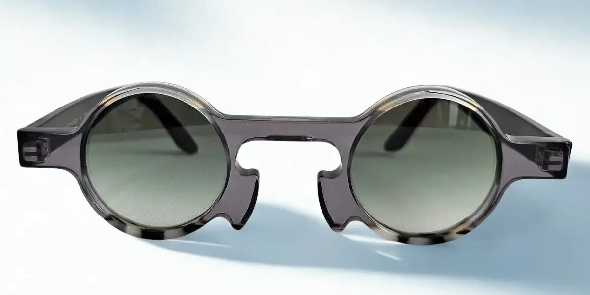 Giuliana Sunglasses Genova Avantgarde: Design Rivoluzionario e Spirito Moderno Made in Italy